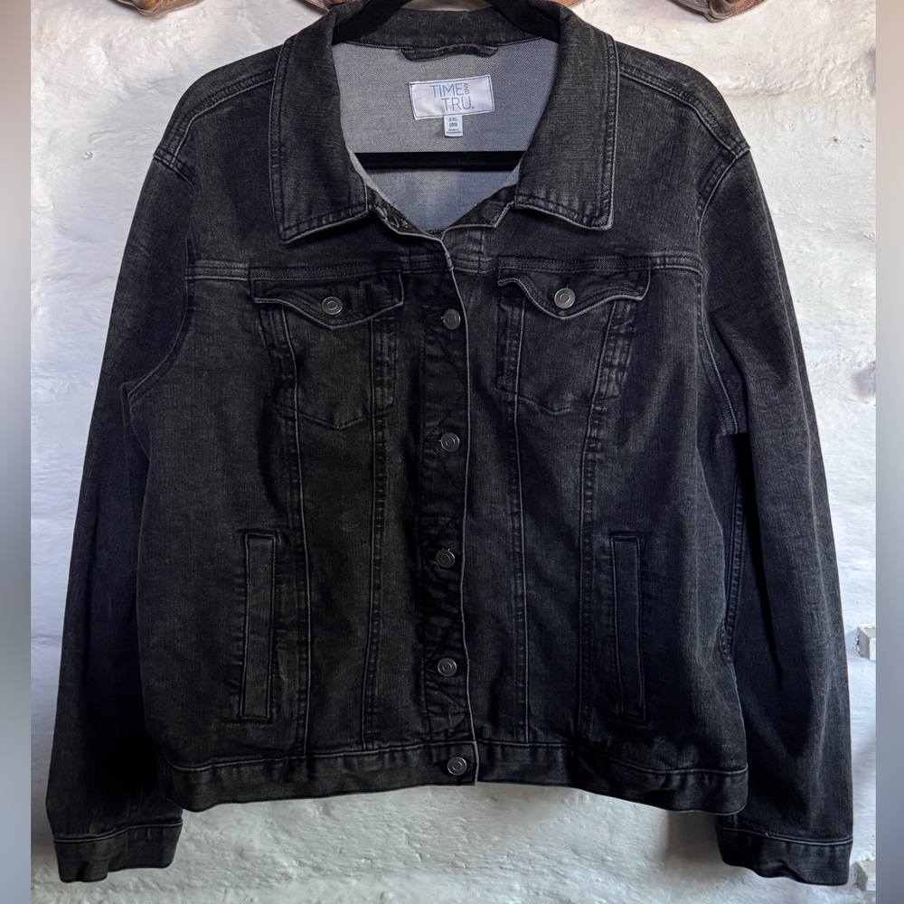 Time and Tru Black Jean Jacket Classic Denim Style